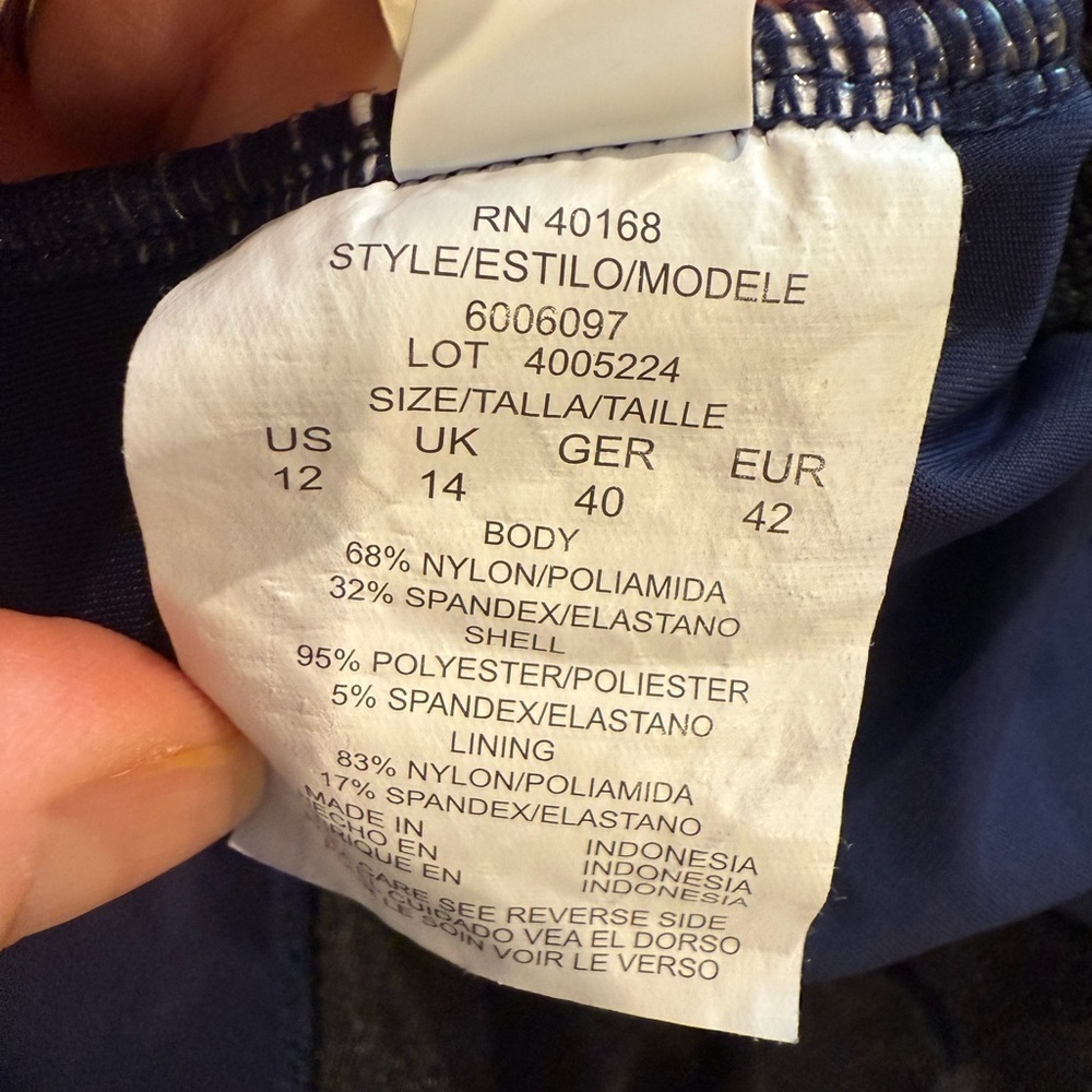 Magicsuit women’s size 12 swimsuit navy halter - Picture 4 of 7